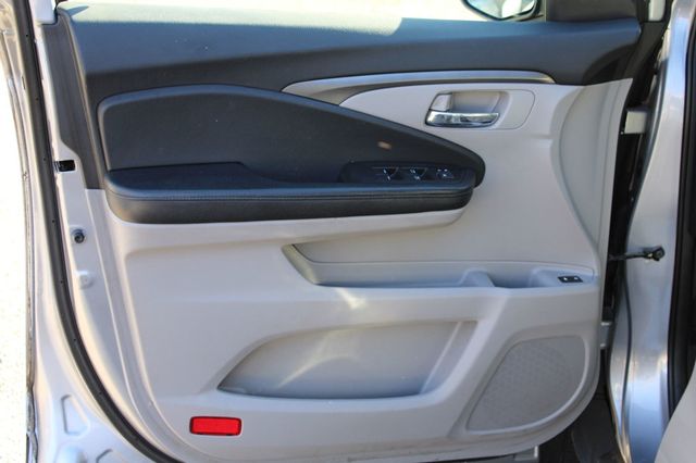 2016 Honda Pilot AWD 4dr EX-L w/Honda Sensing - 22936194 - 19