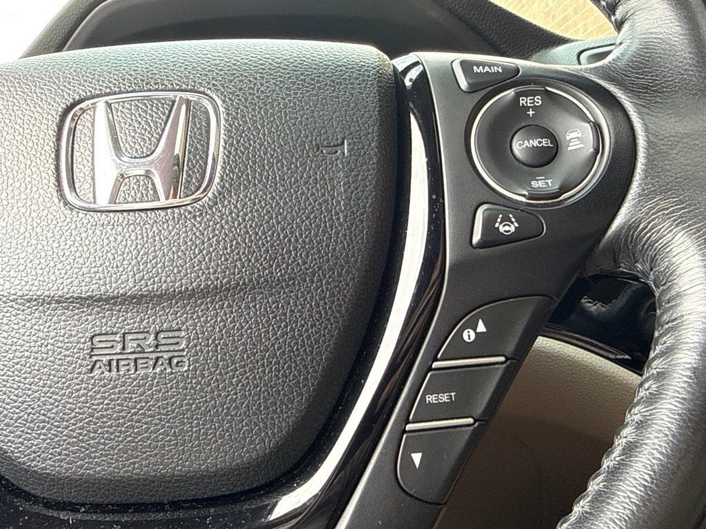 2016 Honda Pilot AWD 4dr Touring w/RES & Navi - 23081588 - 13