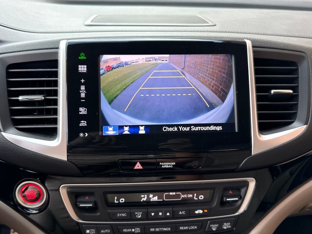 2016 Honda Pilot AWD 4dr Touring w/RES & Navi - 23081588 - 15