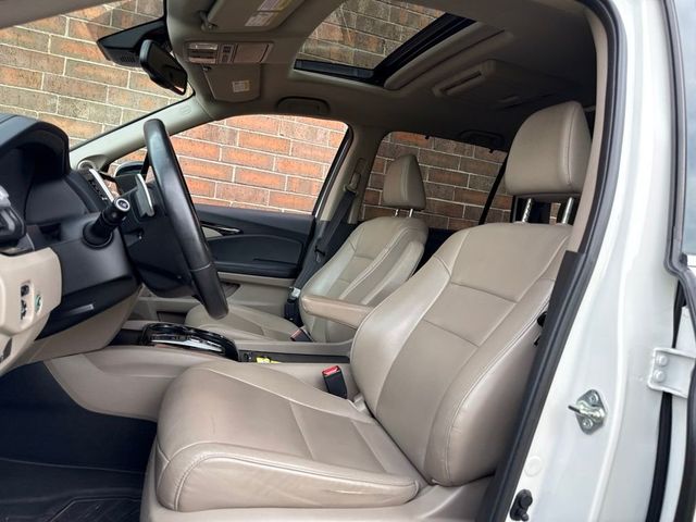 2016 Honda Pilot AWD 4dr Touring w/RES & Navi - 23081588 - 7
