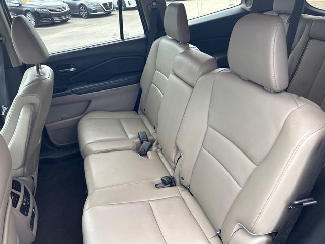 2016 Honda Pilot AWD 4dr Touring w/RES & Navi - 22899660 - 7