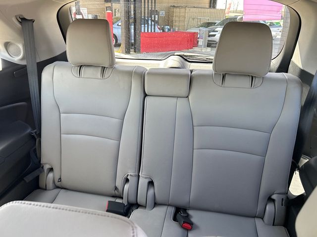 2016 Honda Pilot AWD 4dr Touring w/RES & Navi - 23002557 - 6