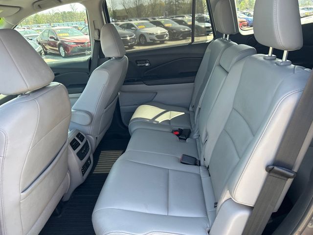 2016 Honda Pilot AWD 4dr Touring w/RES & Navi - 23002557 - 7