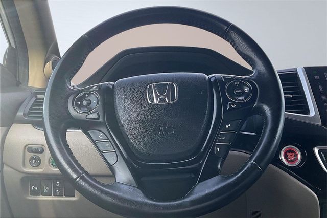 2016 Honda Pilot AWD 4dr Touring w/RES & Navi - 22946854 - 18