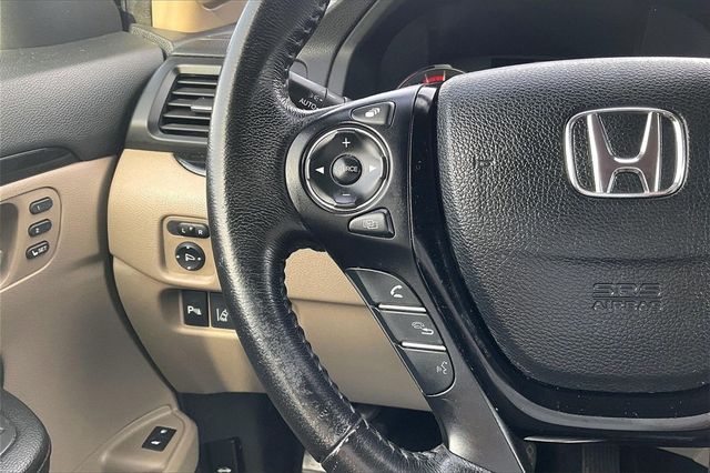 2016 Honda Pilot AWD 4dr Touring w/RES & Navi - 22946854 - 19