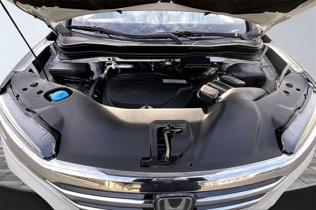 2016 Honda Pilot AWD 4dr Touring w/RES & Navi - 22946854 - 36