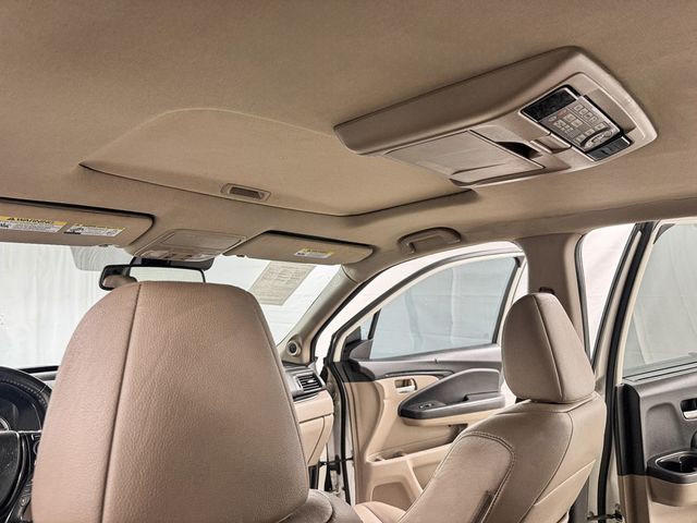 2016 Honda Pilot AWD 4dr Touring w/RES & Navi - 22981015 - 13