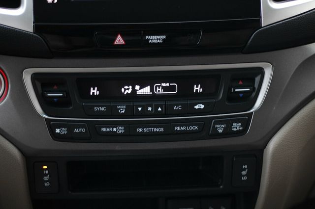 2016 Honda Pilot AWD EXL W/ LEATHER, MOONROOF - 22947051 - 16