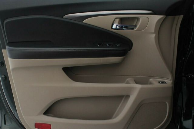 2016 Honda Pilot AWD EXL W/ LEATHER, MOONROOF - 22947051 - 20