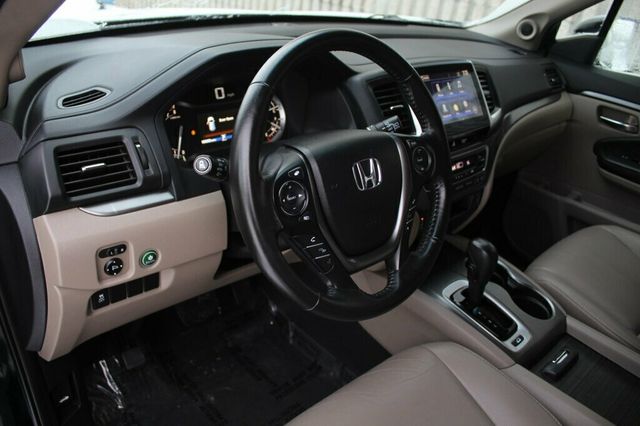 2016 Honda Pilot AWD EXL W/ LEATHER, MOONROOF - 22947051 - 25
