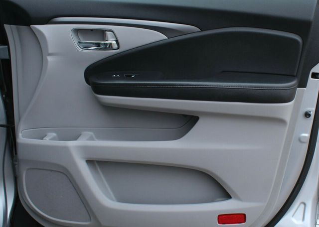 2016 Honda Pilot ONE OWNER AWD EXL W/ NAVIGATION, LEATHER, MOONROOF - 22934344 - 5