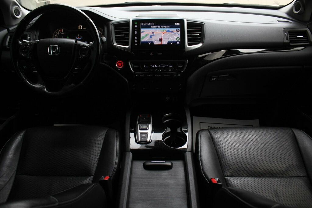 2016 Honda Pilot Elite photo 13
