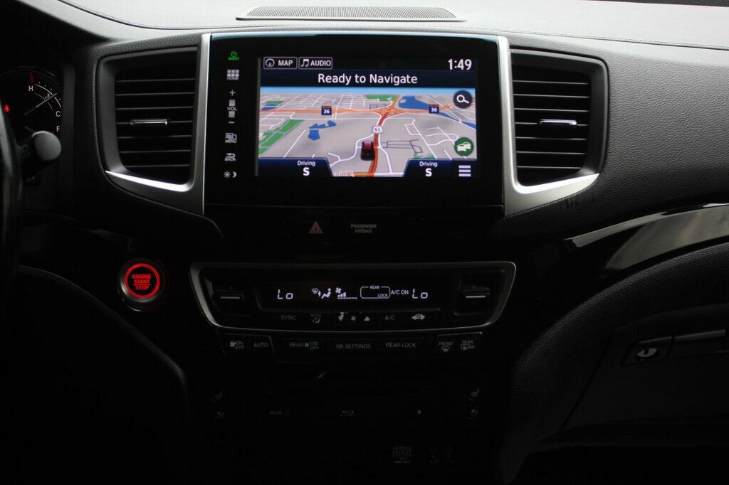 2016 Honda Pilot Elite photo 14