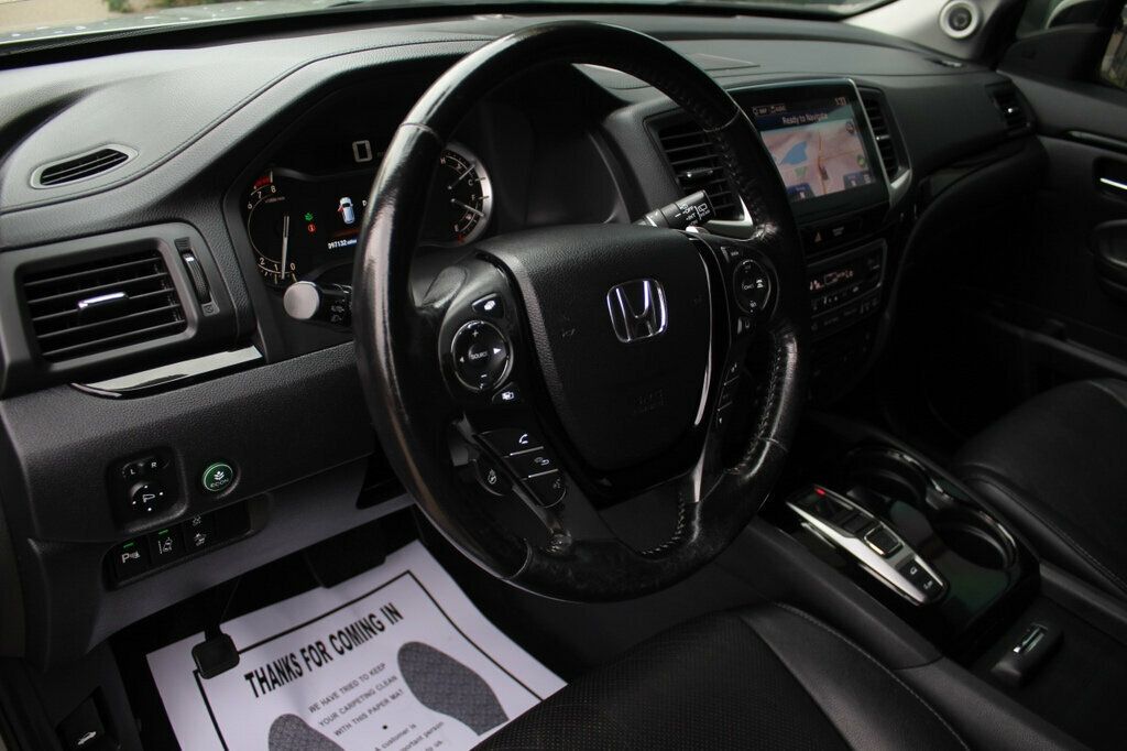 2016 Honda Pilot Elite photo 25