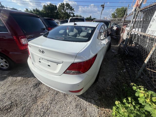 2016 Hyundai Accent 4dr Sedan Automatic SE - 23068768 - 4