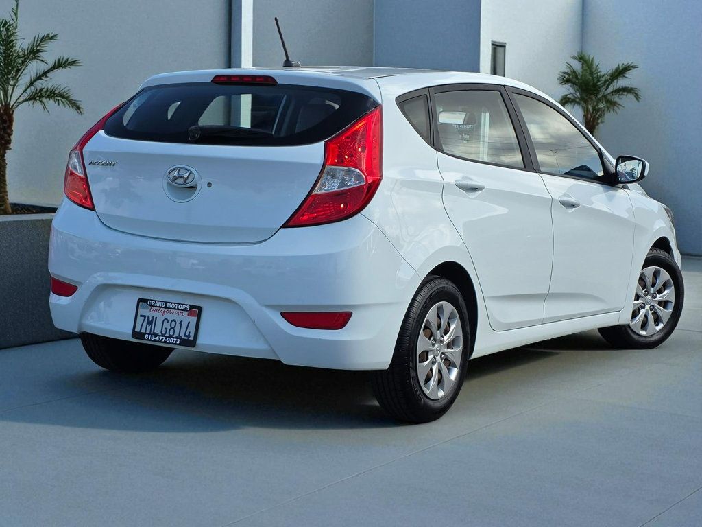 2016 Hyundai Accent 5dr Hatchback Automatic SE - 22935268 - 11