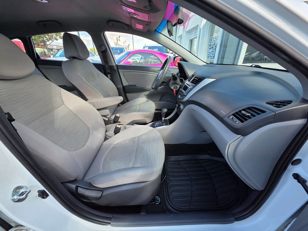 2016 Hyundai Accent 5dr Hatchback Automatic SE - 22935268 - 15