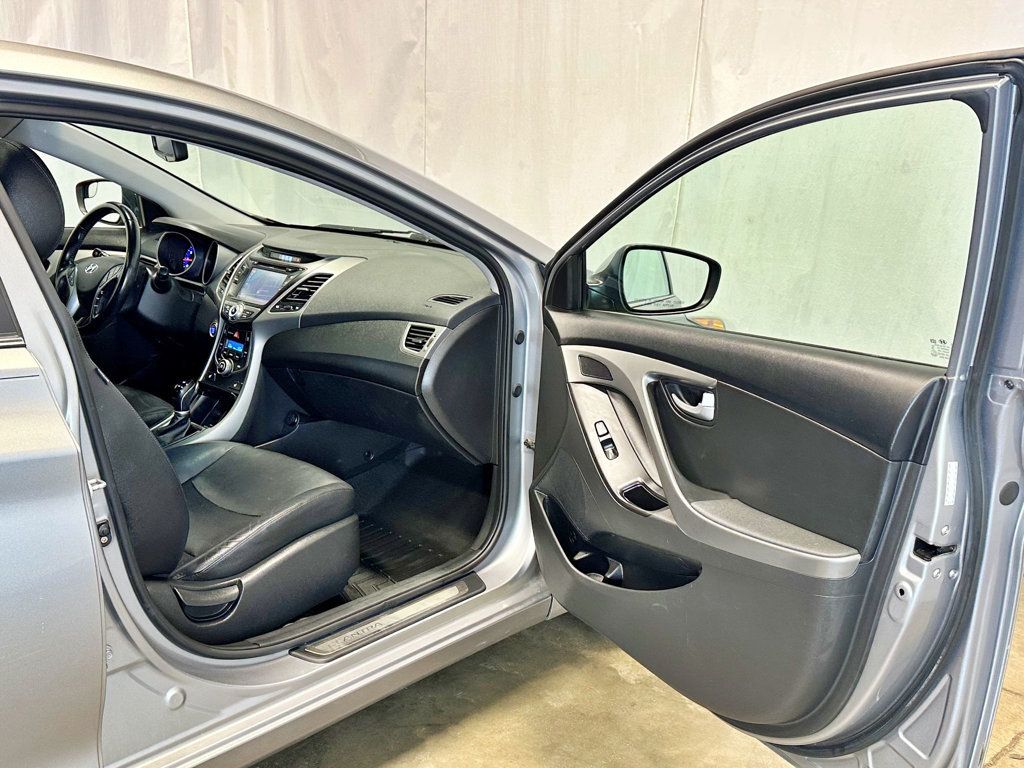 2016 Hyundai Elantra 4dr Sedan Automatic Limited PZEV - 23035161 - 18