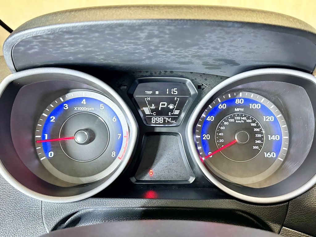 2016 Hyundai Elantra 4dr Sedan Automatic Limited PZEV - 23035161 - 24