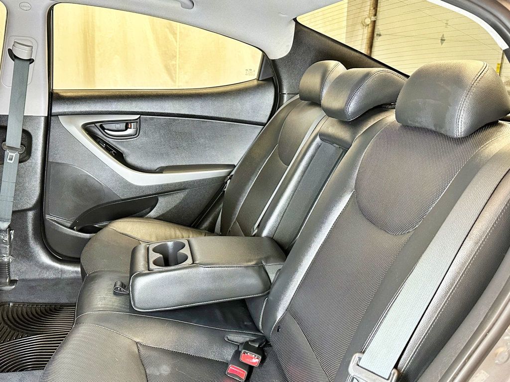 2016 Hyundai Elantra 4dr Sedan Automatic Limited PZEV - 23035161 - 37