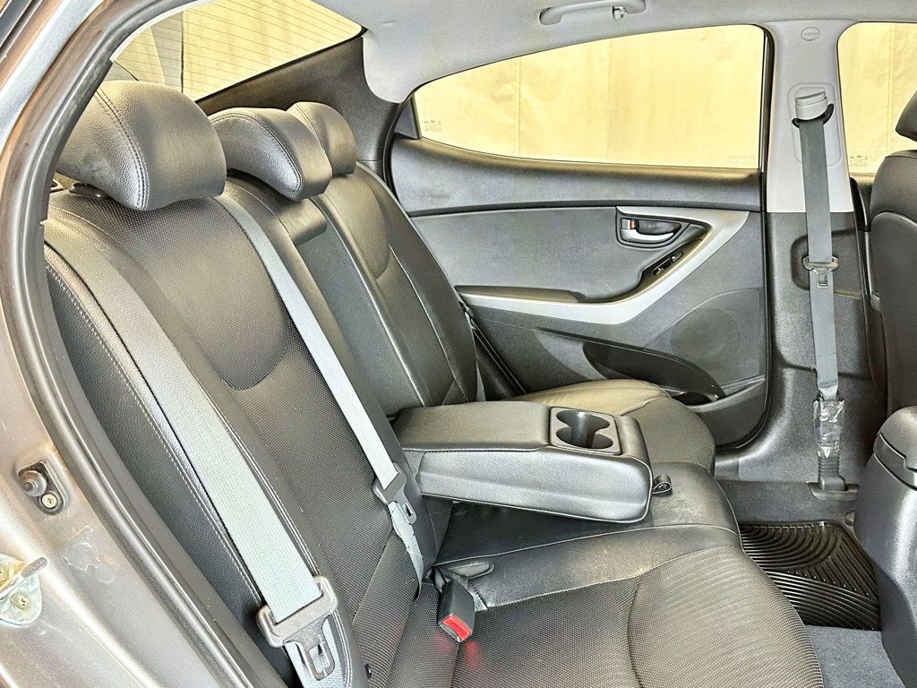 2016 Hyundai Elantra 4dr Sedan Automatic Limited PZEV - 23035161 - 38