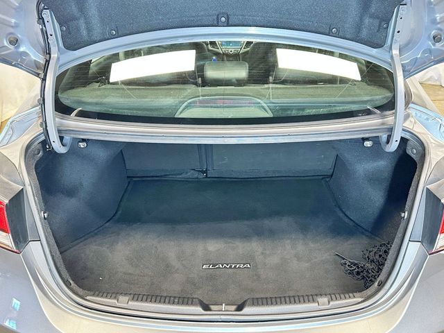 2016 Hyundai Elantra 4dr Sedan Automatic Limited PZEV - 23035161 - 39