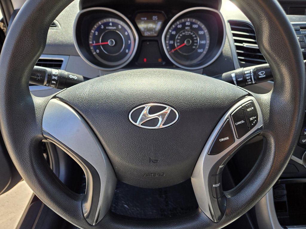 2016 Hyundai Elantra 4dr Sedan Automatic SE - 22937195 - 14