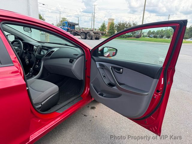 2016 Hyundai Elantra 4dr Sedan Automatic SE - 23033242 - 11