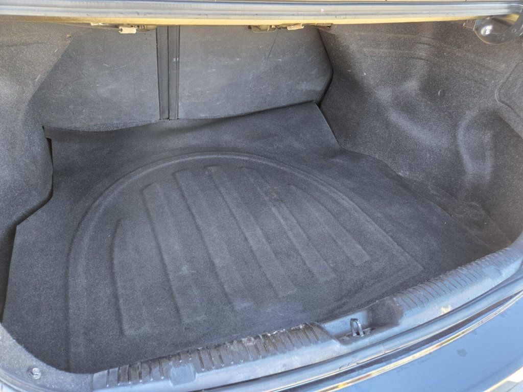 2016 Hyundai Elantra 4dr Sedan Automatic SE - 22957795 - 9