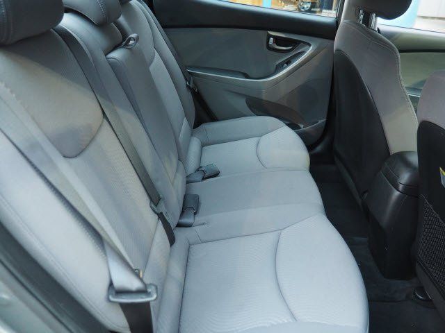 2016 Hyundai Elantra 4dr Sedan Automatic SE - 18487882 - 15