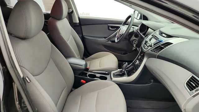 2016 Hyundai Elantra 4dr Sedan Automatic SE - 23014228 - 20