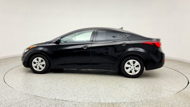 2016 Hyundai Elantra 4dr Sedan Automatic SE - 23014228 - 7