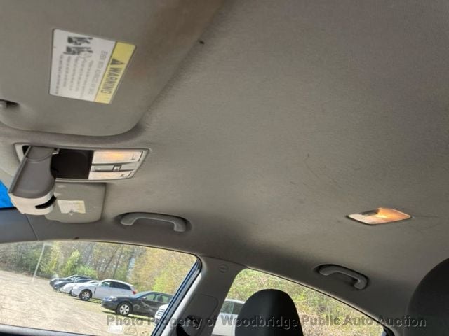2016 Hyundai Elantra SE - 22930726 - 11