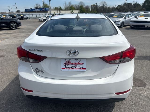 2016 Hyundai Elantra SE - 23003152 - 4