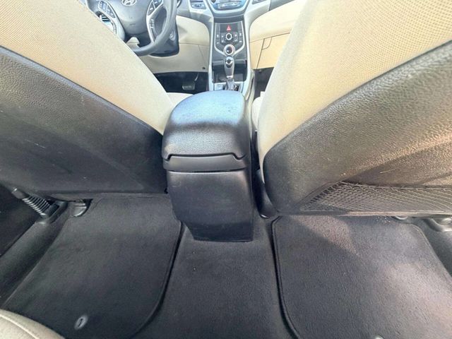 2016 Hyundai Elantra SE 4dr Sedan 6A (US) - 23016874 - 22