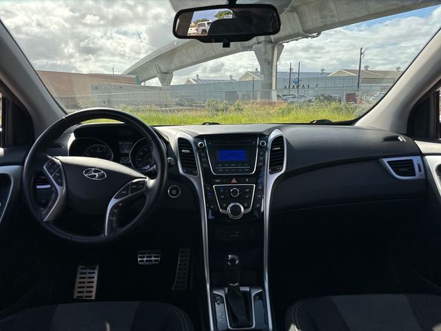 2016 Hyundai Elantra GT 5dr Hatchback Automatic - 23019448 - 13