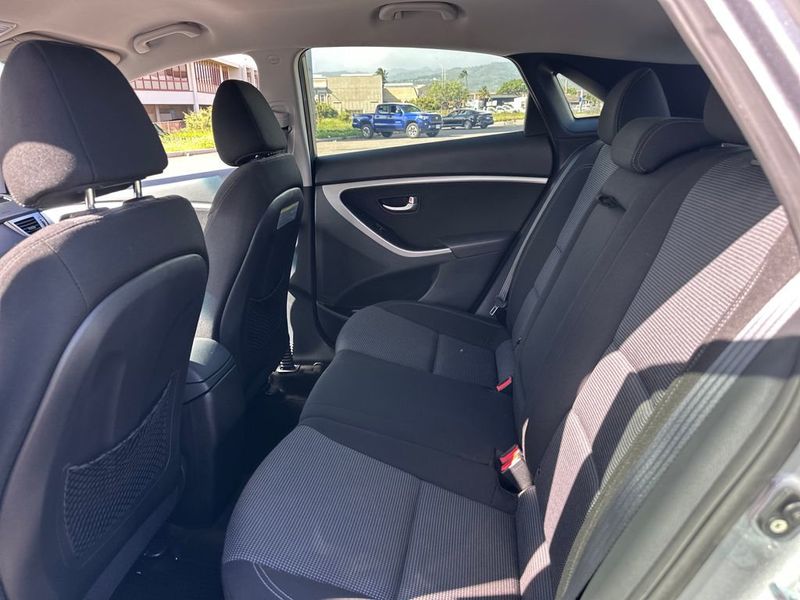 2016 Hyundai Elantra GT 5dr Hatchback Automatic - 23019448 - 14