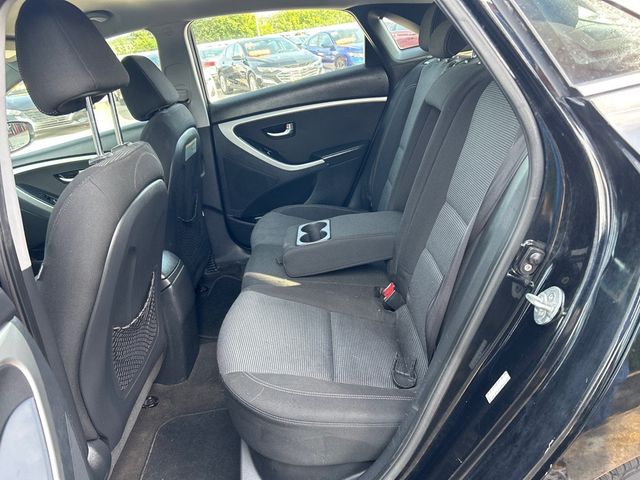 2016 Hyundai Elantra GT 5dr Hatchback Automatic - 23059462 - 6