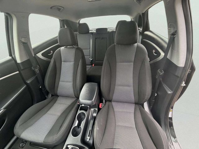 2016 Hyundai Elantra GT 5dr Hatchback Automatic - 22975276 - 17