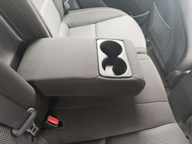 2016 Hyundai Elantra GT 5dr Hatchback Automatic - 22975276 - 24