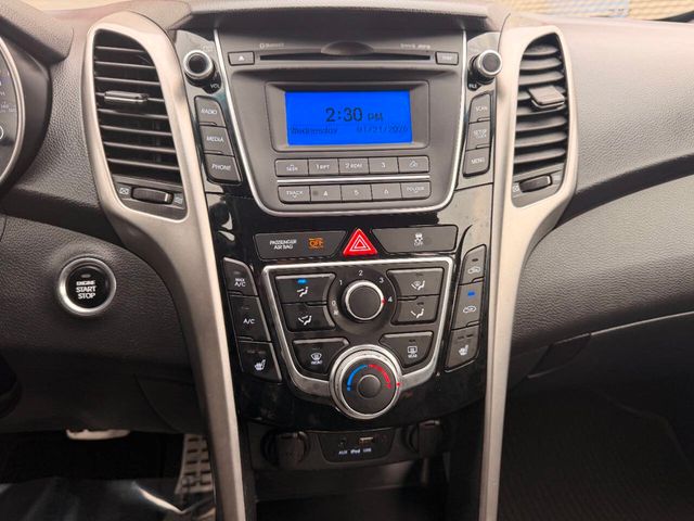 2016 Hyundai Elantra GT 5dr Hatchback Automatic - 22975276 - 39