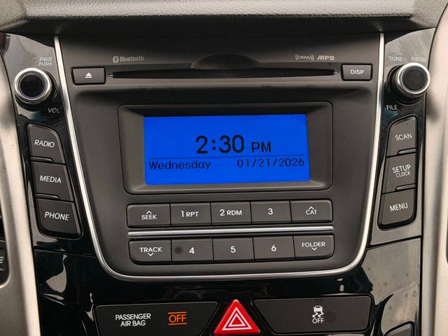 2016 Hyundai Elantra GT 5dr Hatchback Automatic - 22975276 - 40