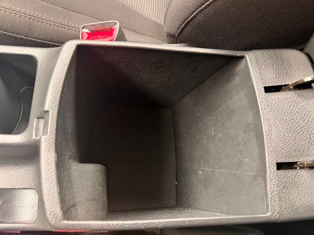 2016 Hyundai Elantra GT 5dr Hatchback Automatic - 22975276 - 46