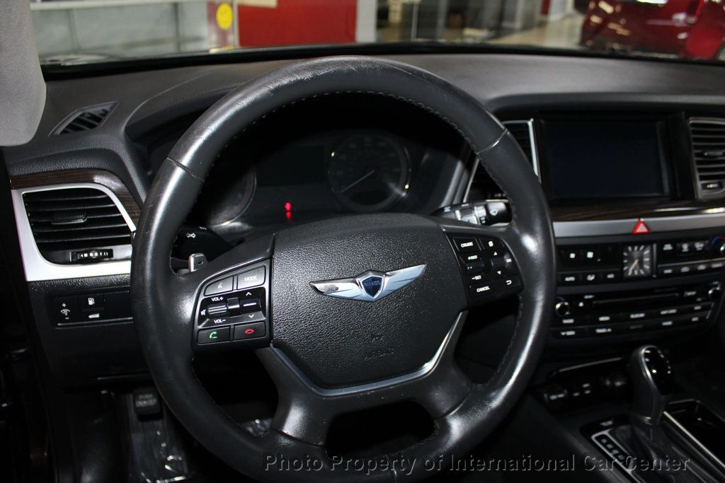 2016 Hyundai Genesis 3.8 photo 12