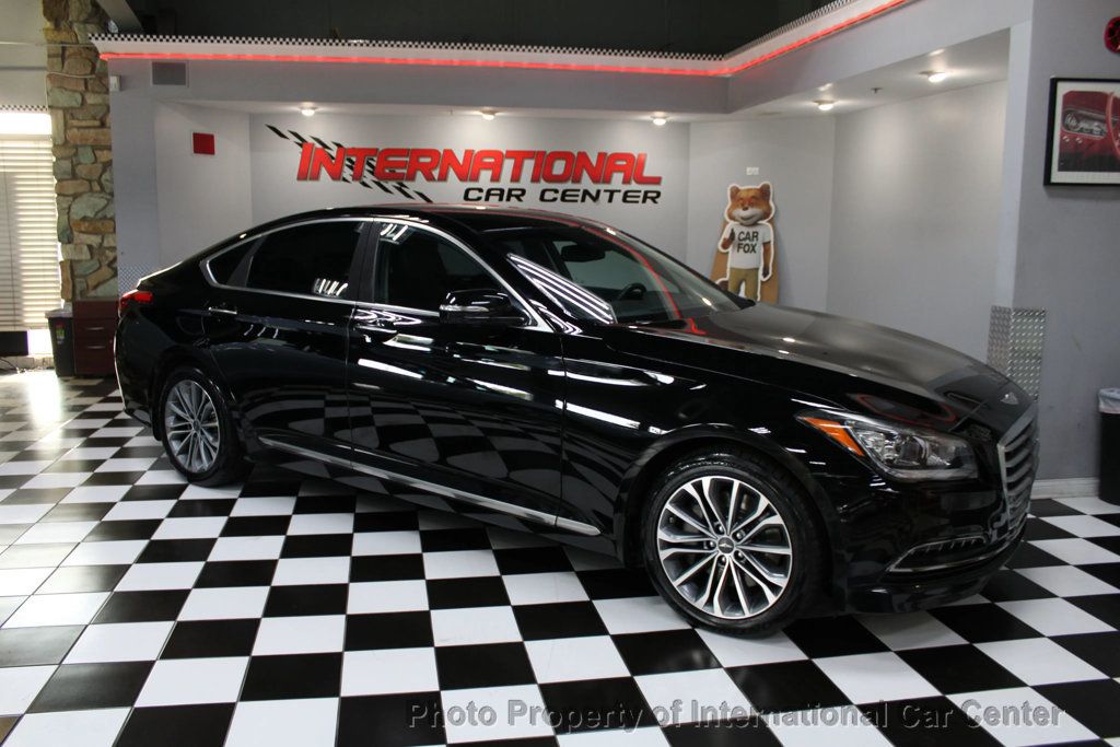2016 Hyundai Genesis 3.8 photo 2