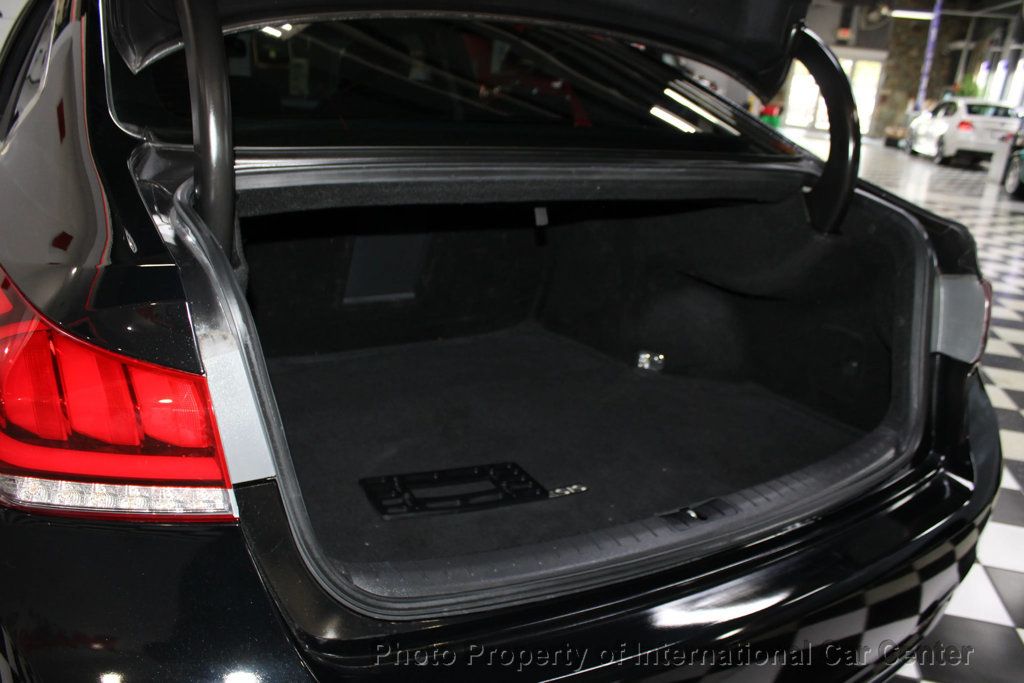 2016 Hyundai Genesis 3.8 photo 23