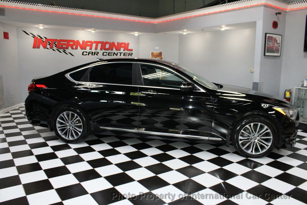 2016 Hyundai Genesis 3.8 photo 3