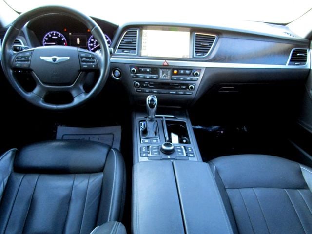 2016 Hyundai Genesis 4dr Sedan V6 3.8L AWD - 22992497 - 1