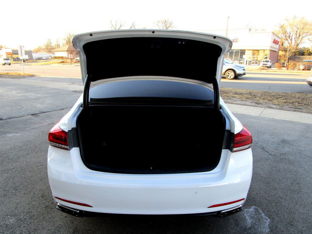 2016 Hyundai Genesis 4dr Sedan V6 3.8L AWD - 22992497 - 34