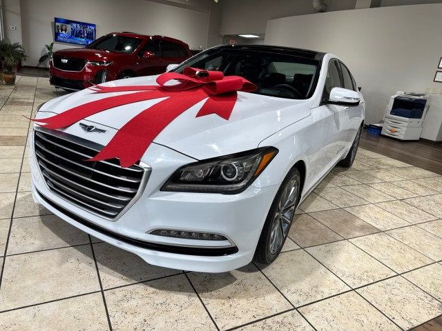 2016 Hyundai Genesis 3.8 RWD photo 3